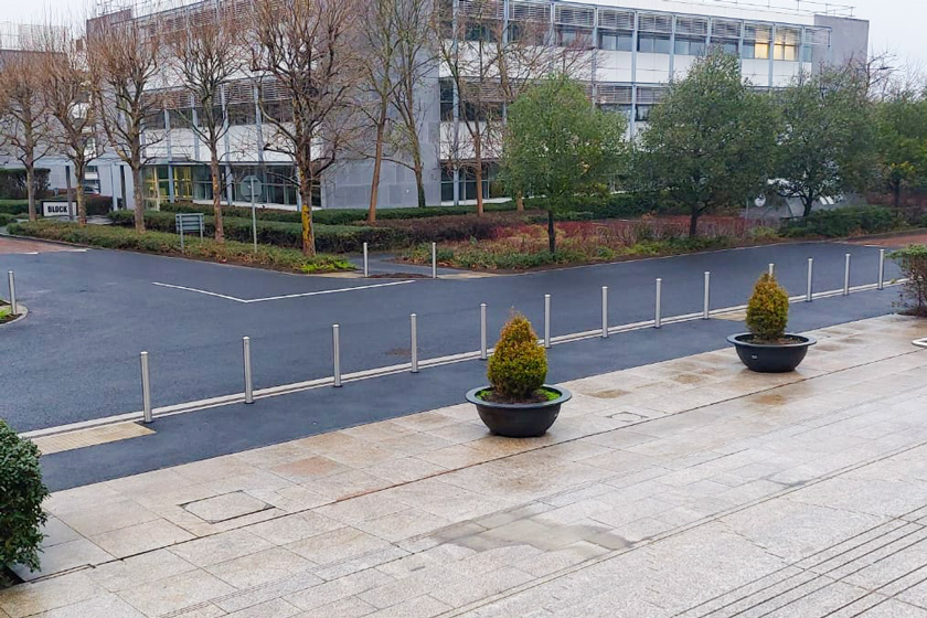 Stainless Steel Bollards safe and durable barrier